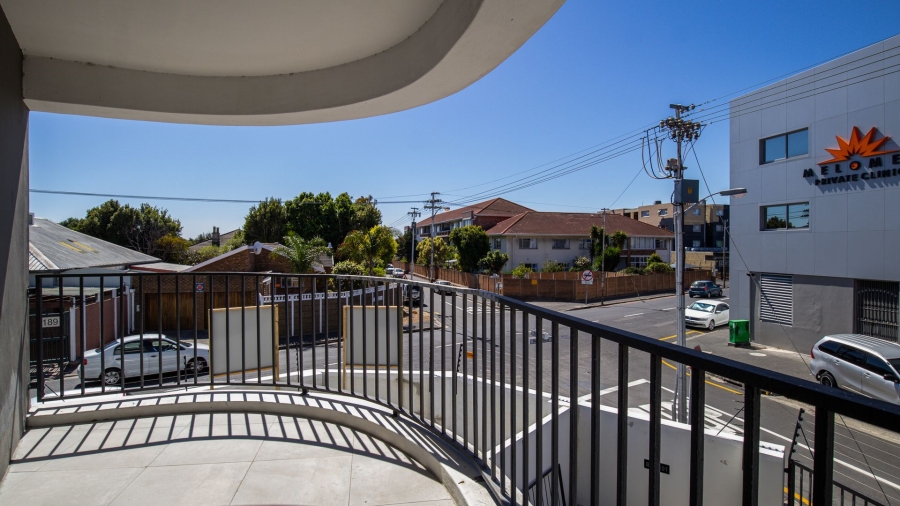 2 Bedroom Property for Sale in Claremont Western Cape